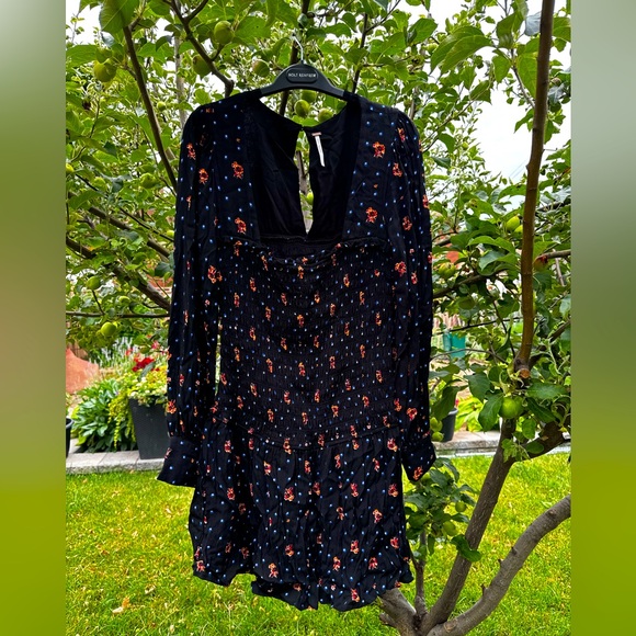 FREE PEOPLE Two Faces Printed Mini Dress, Black - Sz L - Picture 3 of 13